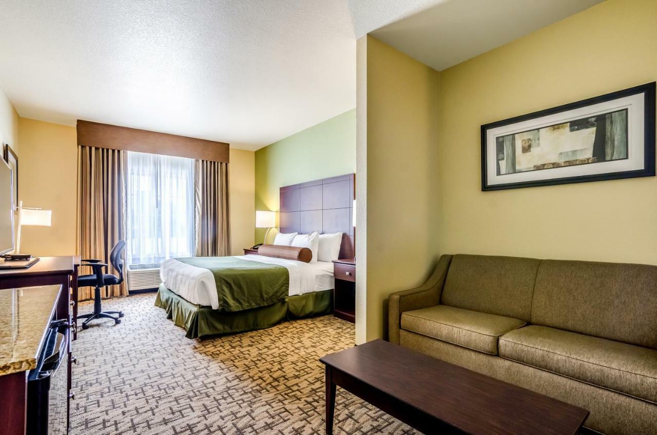 Cobblestone Hotel & Suites - Mccook Exterior foto